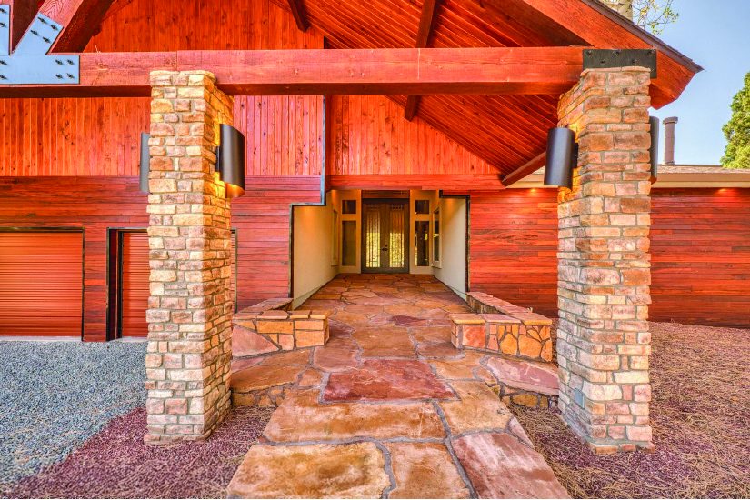 4 Bedroom Property in Lincoln — photo as printed in The Real Estate Roundup