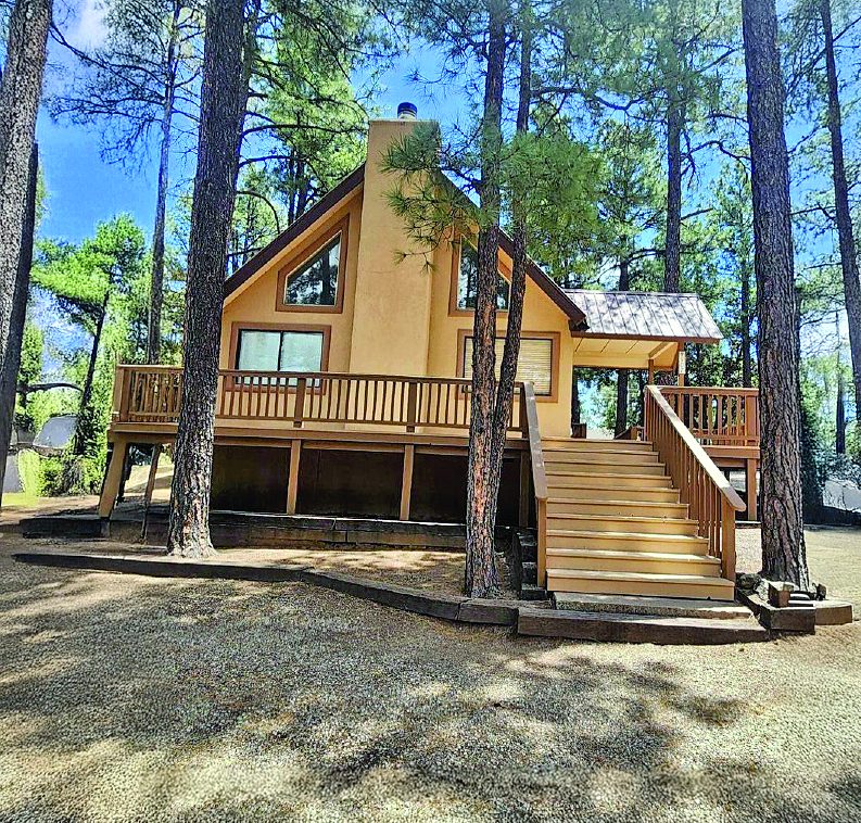 Property in Alto — photo as printed in The Real Estate Roundup