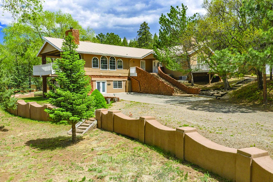 8 Bedroom Property — photo as printed in The Real Estate Roundup