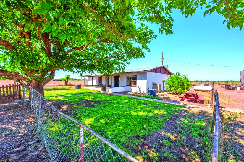 2 Bedroom 20.0 Acre Property — photo as printed in The Real Estate Roundup
