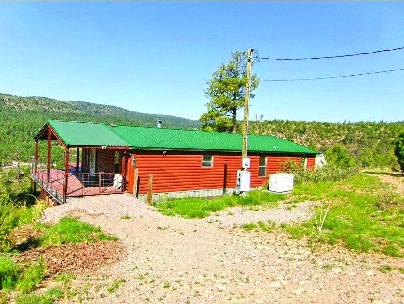 3 Bedroom Property — photo as printed in The Real Estate Roundup